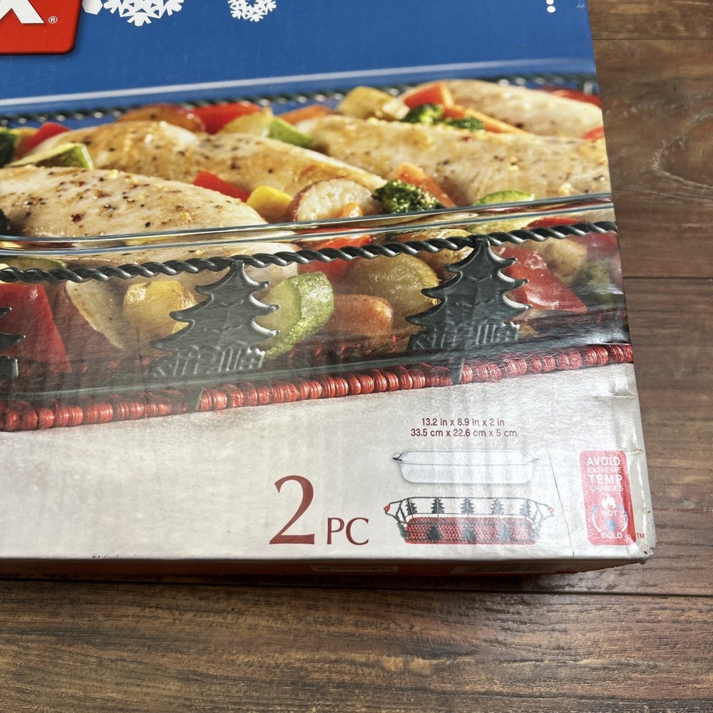 Pyrex Christmas Tree Basket Holiday Serveware 2 Piece Set Limited Edition NEW‎ - Picture 4 of 14